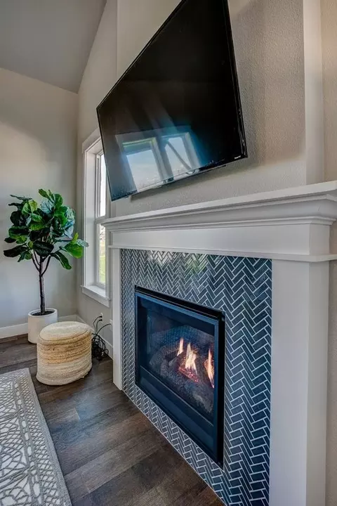 Living - 6226 Vernazza Way #4, Windsor, CO 80550 photo 4 of 8