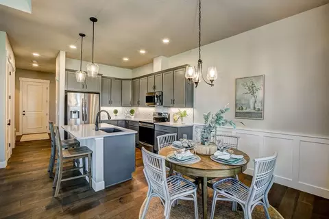 Dining - 6226 Vernazza Way #4, Windsor, CO 80550 photo 1 of 2