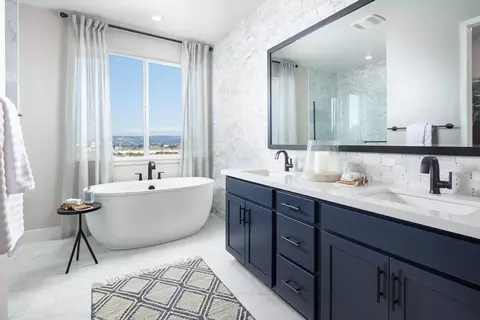 Bath - 2315 Stanford St, Alameda, CA 94501 photo 1 of 3