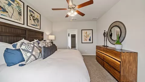 Bedroom - 5610 Daniel Way, Saint Hedwig, TX 78152 photo 9 of 10