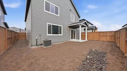 Exterior - 21217 SE Pelee Dr, Bend, OR 97702 photo 3 of 9