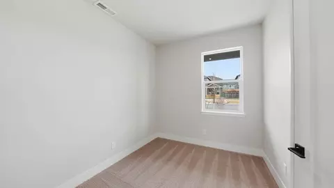 Bedroom - 21217 SE Pelee Dr, Bend, OR 97702 photo 1 of 12
