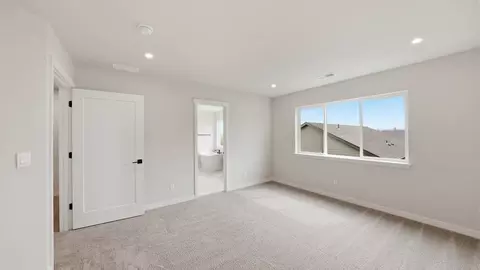 Bedroom - 21217 SE Pelee Dr, Bend, OR 97702 photo 3 of 12