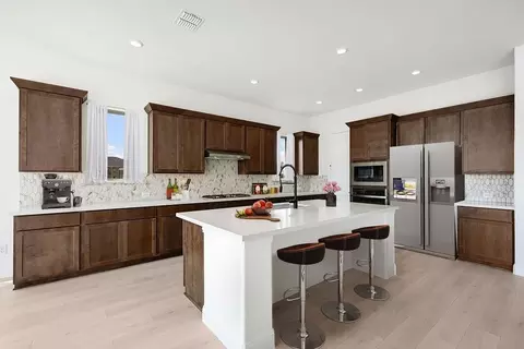 Kitchen - 609 Ladybug Trl, Celina, TX 75009 photo 5 of 7