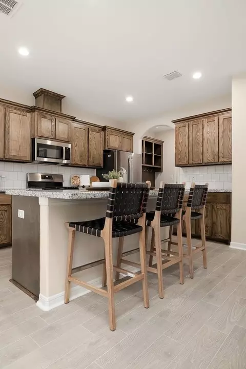 Kitchen - 3910 Peggy Dr, Laredo, TX 78046 photo 2 of 9