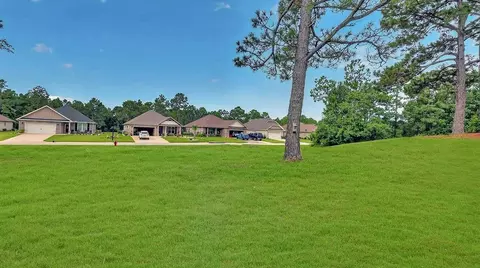 Exterior - 9238 Albatross Dr, Foley, AL 36535 photo 4 of 7