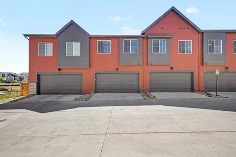 Exterior - 2897 E 103rd Dr, Thornton, CO 80229 photo 7 of 10