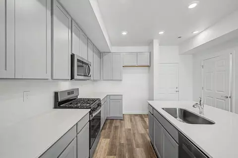 Kitchen - 2897 E 103rd Dr, Thornton, CO 80229 photo 1 of 3