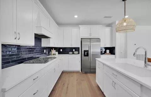 Kitchen - 205 Cedar Preserve Ln, Saint Augustine, FL 32095 photo 3 of 4
