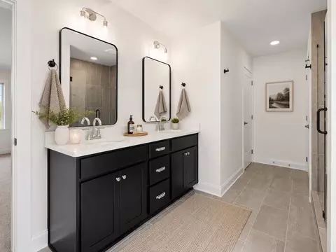 Bath - 9319 Orrin Ave, Ooltewah, TN 37363 photo 10 of 11
