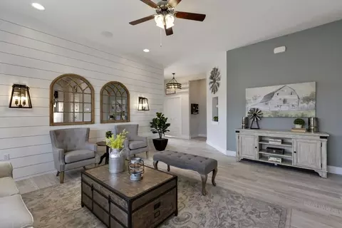 Living - 283 Tailwind Dr, Kyle, TX 78640 photo 2 of 3