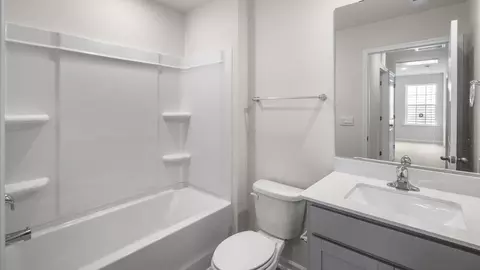Bath - 104 Holton St, Smithfield, NC 27577 photo 1 of 6
