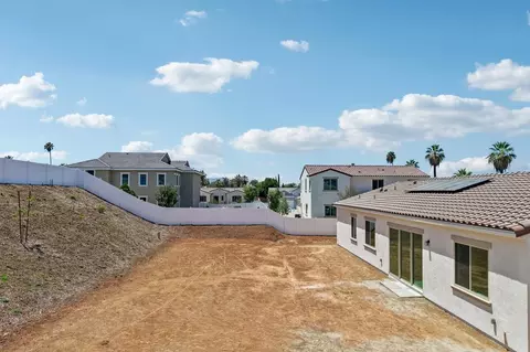 Exterior - 1438 E Highland Ave, Redlands, CA 92374 photo 2 of 7
