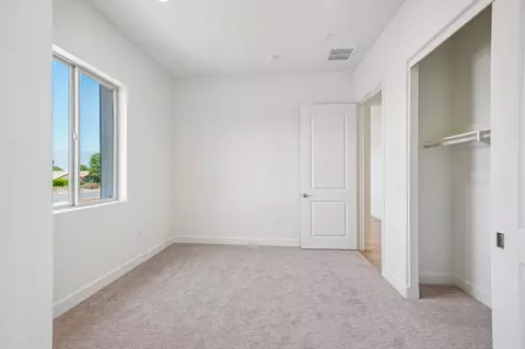 Bedroom - 1438 E Highland Ave, Redlands, CA 92374 photo 2 of 4