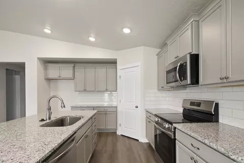 7687 E Meriwether Dr, Nampa, ID 83687