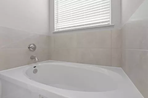Bath - 12076 Moonlight Path Dr, Conroe, TX 77304 photo 1 of 5