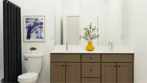 Bath - 8405 Bareback Ave, Shafter, CA 93263 photo 4 of 5