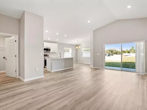 35397 Coventry Fields Loop, Zephyrhills, FL 33541