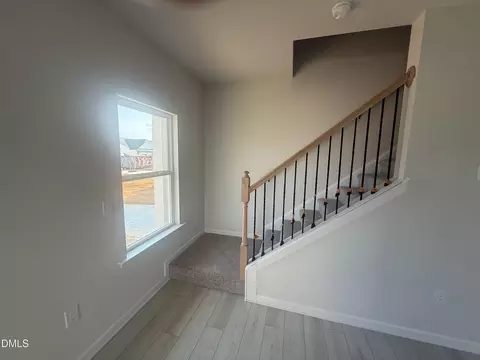 Entry Way - 41 Gresham Ct, Dunn, NC 28334 photo 2 of 4