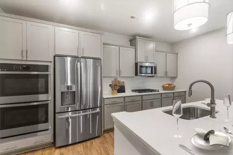 201 Harling Ct, Fountain Inn, SC 29644