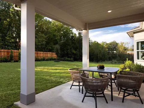 131 Grove Terrace Ct, Montgomery, TX 77316