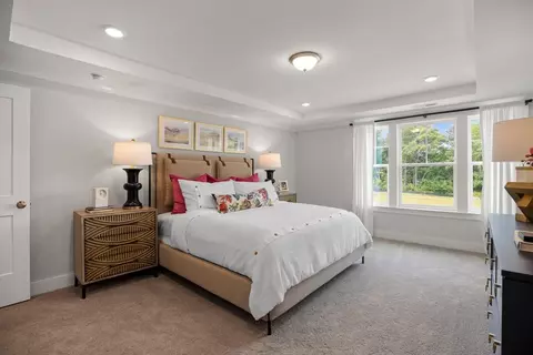 Bedroom - 5500 Running Fox Ln, Durham, NC 27703 photo 4 of 10