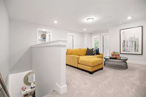 Entry Way - 5500 Running Fox Ln, Durham, NC 27703 photo 6 of 8