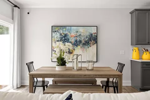 Dining - 5500 Running Fox Ln, Durham, NC 27703 photo 2 of 5