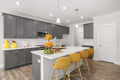 Kitchen - 5500 Running Fox Ln, Durham, NC 27703 photo 2 of 8