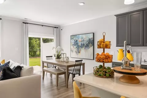 Dining - 5500 Running Fox Ln, Durham, NC 27703 photo 1 of 5