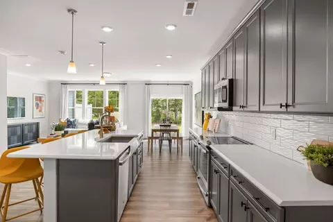 Kitchen - 5500 Running Fox Ln, Durham, NC 27703 photo 3 of 8