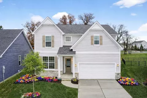 Exterior - 210 Randlin Dr, O'fallon, MO 63367 photo 7 of 10