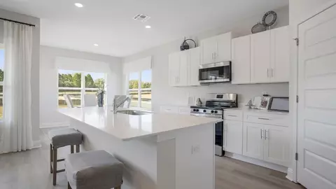 Kitchen - 3173 Silver Maple Rd, Cantonment, FL 32533 photo 5 of 5
