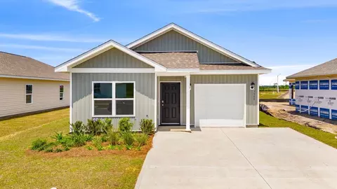 7340 John Levitow Ln, Panama City, FL 32404
