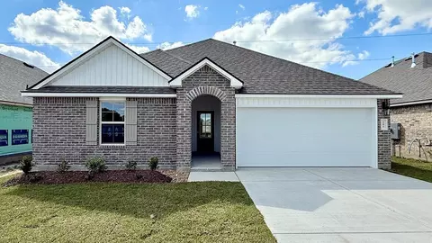 102 Eagle Heights Dr, Duson, LA 70529