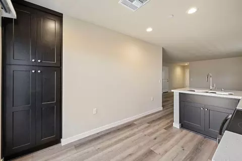 Kitchen - 465 Quarto Dr, Turlock, CA 95380 photo 2 of 4