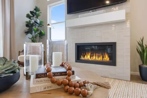 1914 S Eaton Park Way, Aurora, CO 80018