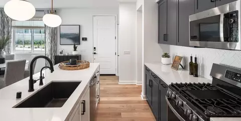 Kitchen - 32534 Brunello Way, Temecula, CA 92591 photo 2 of 8