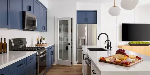 Kitchen - 32534 Brunello Way, Temecula, CA 92591 photo 3 of 8