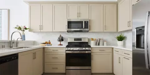Kitchen - 32534 Brunello Way, Temecula, CA 92591 photo 4 of 8