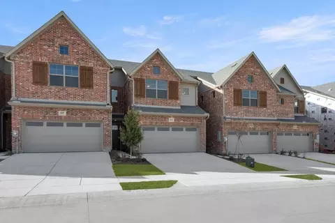 4611 Hawks Trl, Oak Point, TX 75068