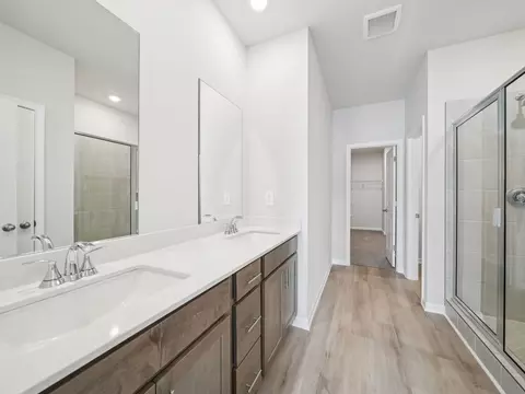866 Misty Hollow Trl, Lawrenceville, GA 30045