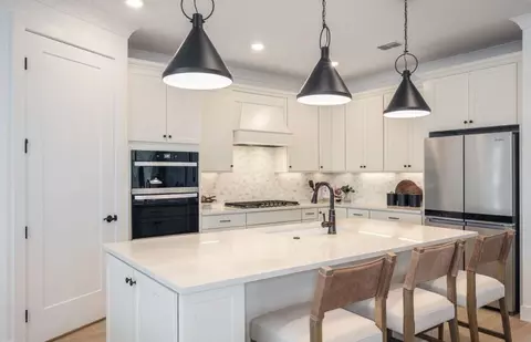 Kitchen - 5607 Symphony Springs Ter, Parrish, FL 34219 photo 2 of 3