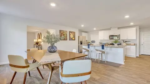 Dining - 101 Ponderosa Loop, Rincon, GA 31326 photo 3 of 4