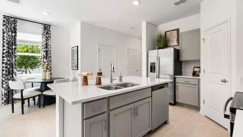 Kitchen - 10689 Eclipse St, Sarasota, FL 34241 photo 5 of 10