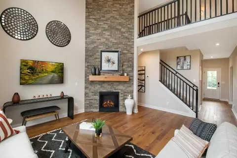 Living - 3585 Gilford Ct, Covington, KY 41015 photo 4 of 4
