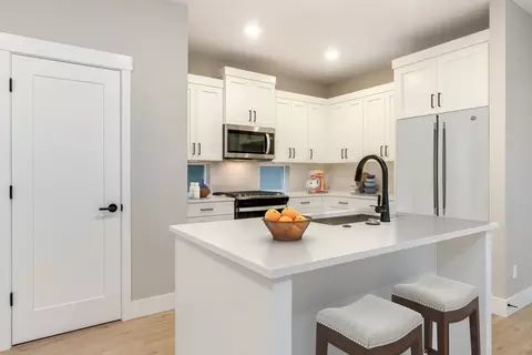 Kitchen - 3120 NE Boulder Crk, Bend, OR 97701 photo 1 of 1