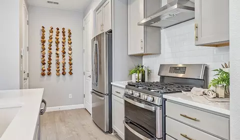 Kitchen - 2880 Taryn St, Lafayette, CO 80026 photo 3 of 6