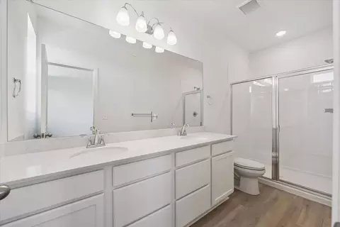Bath - 2880 Taryn St, Lafayette, CO 80026 photo 1 of 1