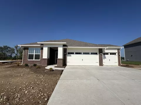 3850 Flora Dr, Franklin, IN 46131